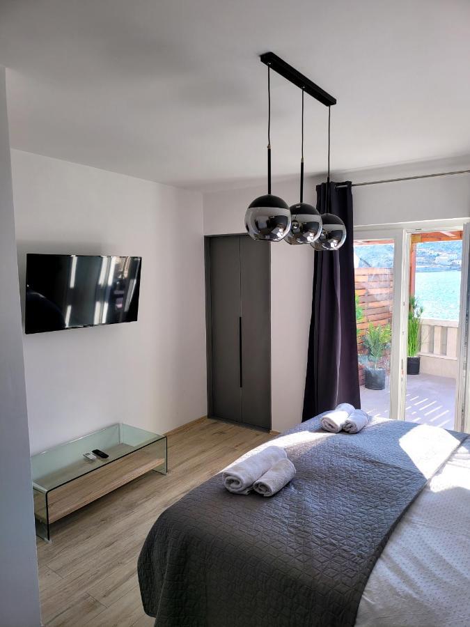 Kupinica Apartment Vinisce Exterior photo